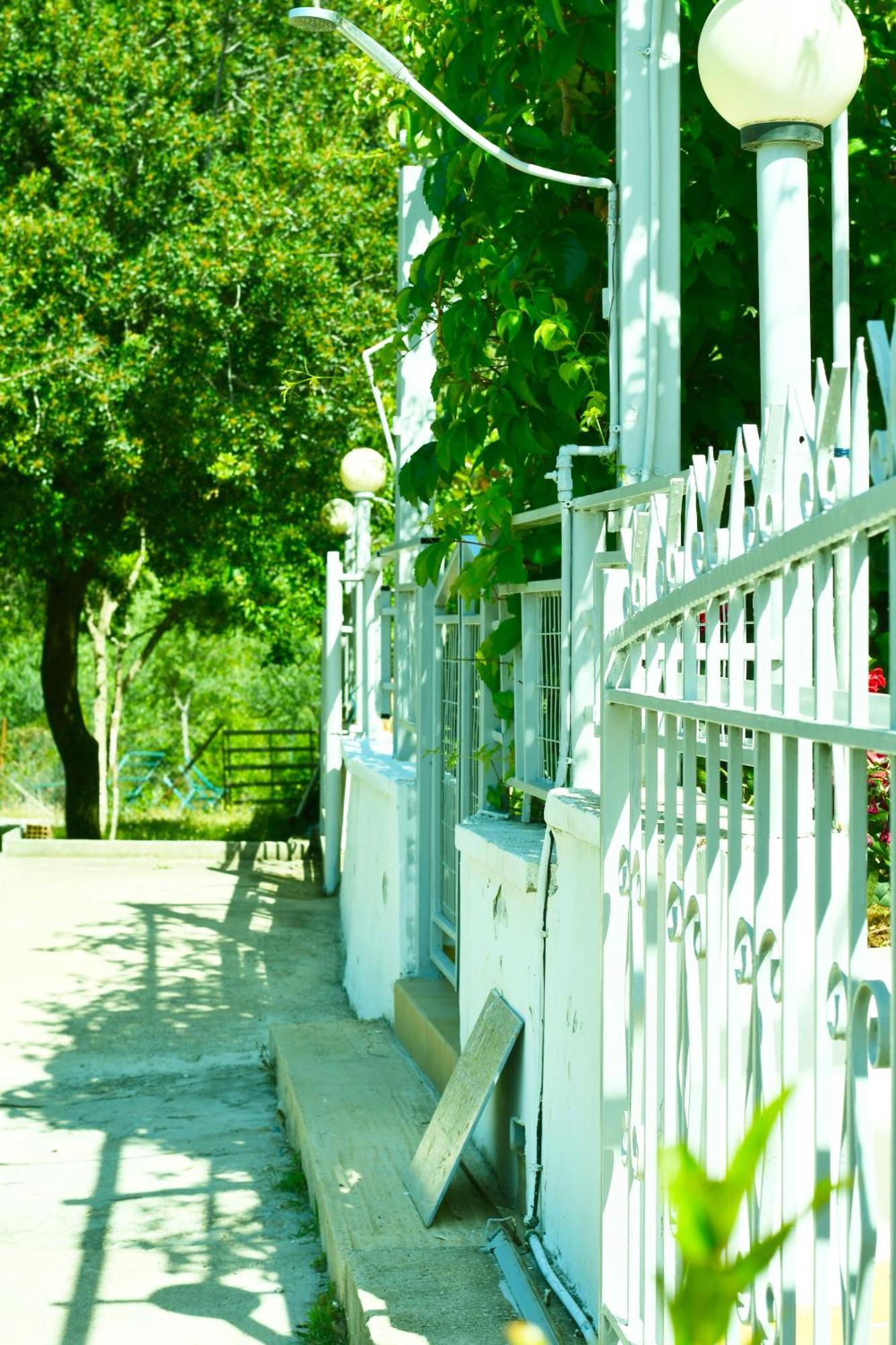 Garden Rooms Himarë Exteriér fotografie