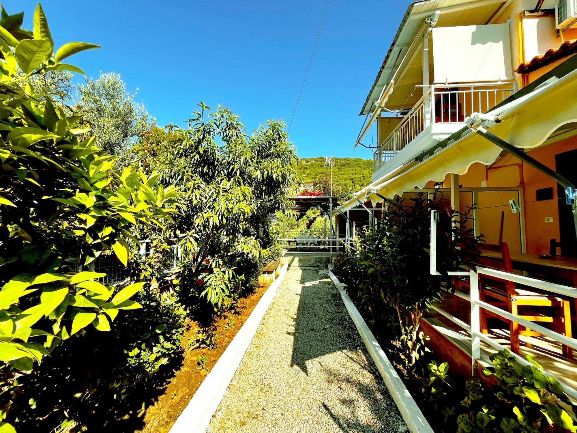 Garden Rooms Himarë Exteriér fotografie